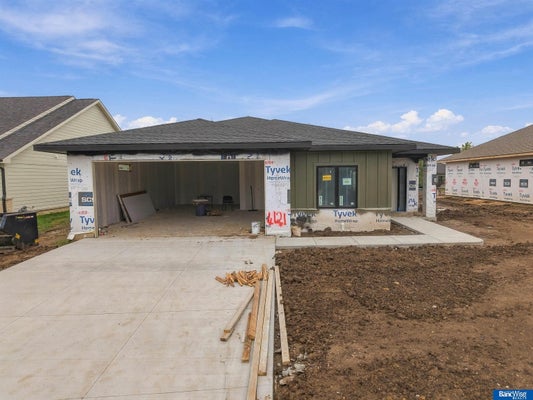 4121 CARNATION DR, LINCOLN, NE 68516 - Image 097b5936ba3e36e6fbd041991c22d7cf/1699596306