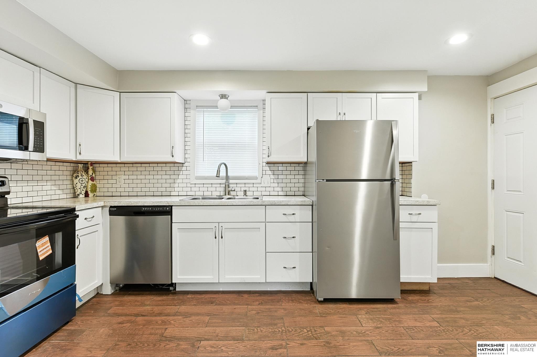 Omaha, Nebraska 68104, United States, 4 Bedrooms Bedrooms, ,2 BathroomsBathrooms,Residential,Pending,191062