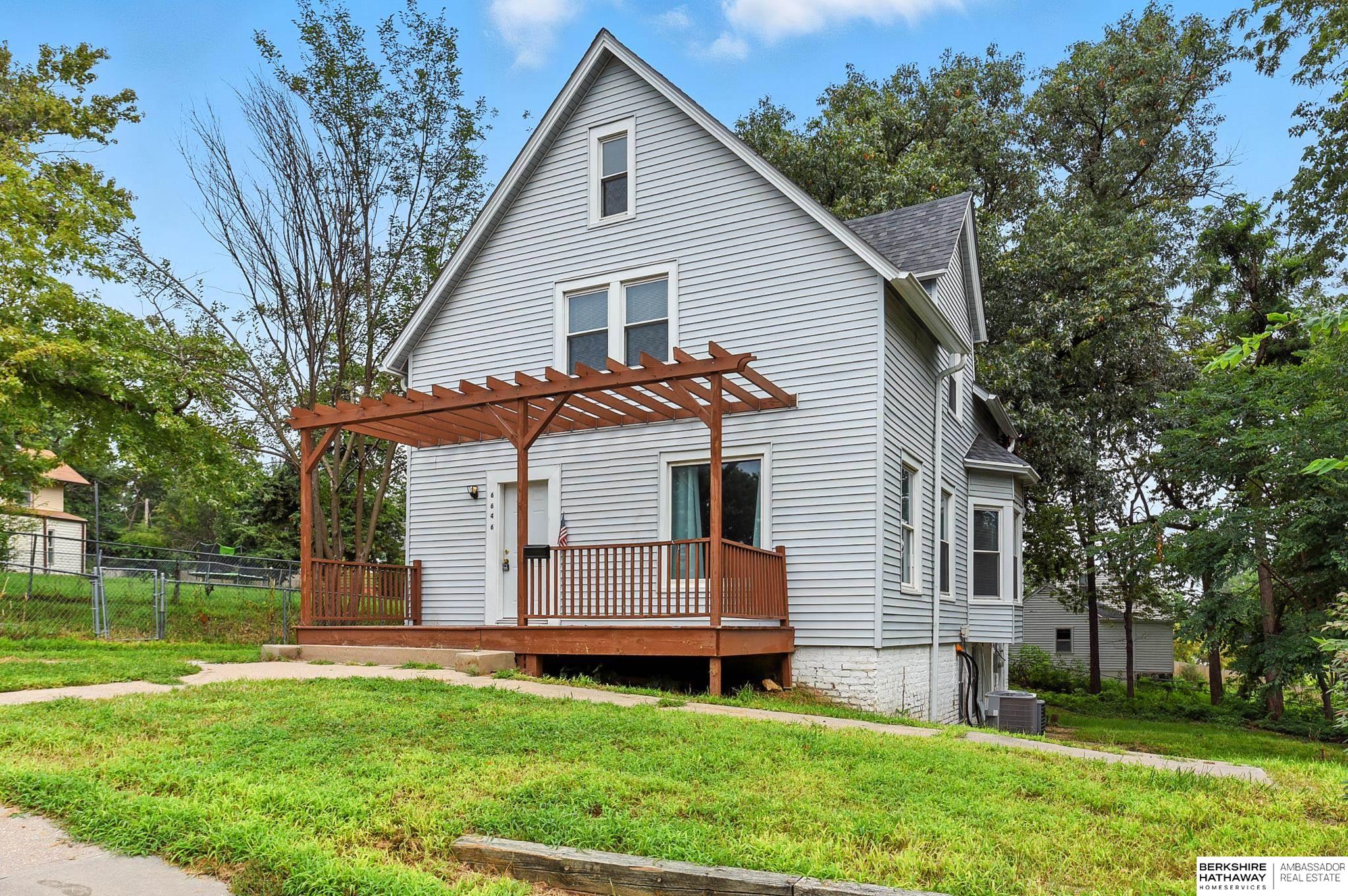 Omaha, Nebraska 68104, United States, 4 Bedrooms Bedrooms, ,2 BathroomsBathrooms,Residential,Pending,191062