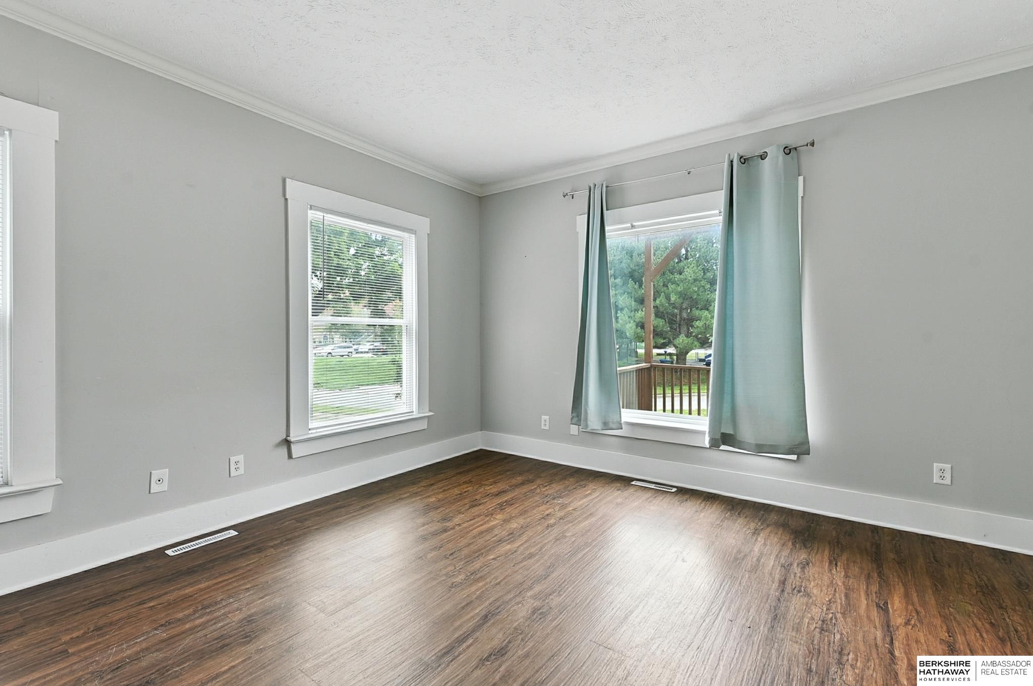 Omaha, Nebraska 68104, United States, 4 Bedrooms Bedrooms, ,2 BathroomsBathrooms,Residential,Pending,191062