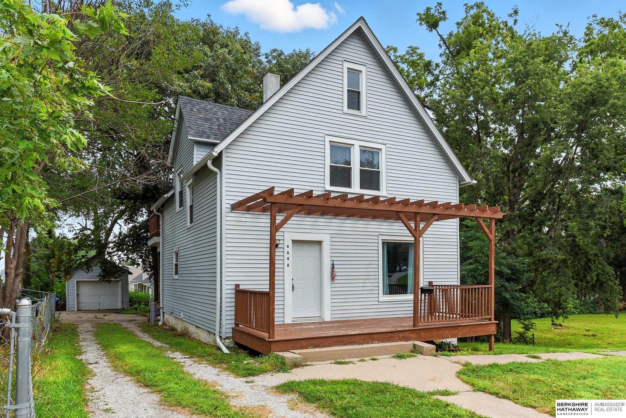 Omaha, Nebraska 68104, United States, 4 Bedrooms Bedrooms, ,2 BathroomsBathrooms,Residential,Pending,191062