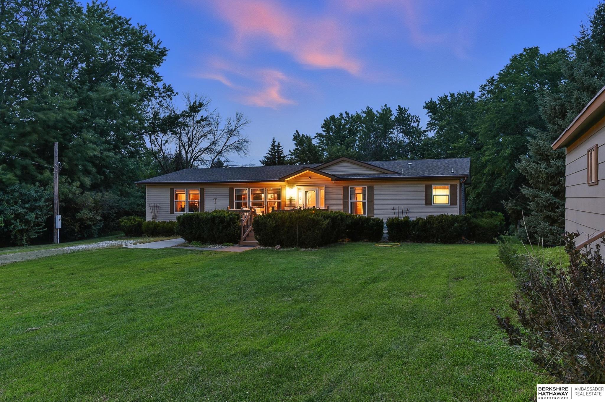 Missouri Valley, Iowa 51555, United States, 3 Bedrooms Bedrooms, ,2 BathroomsBathrooms,Residential,Active,173603