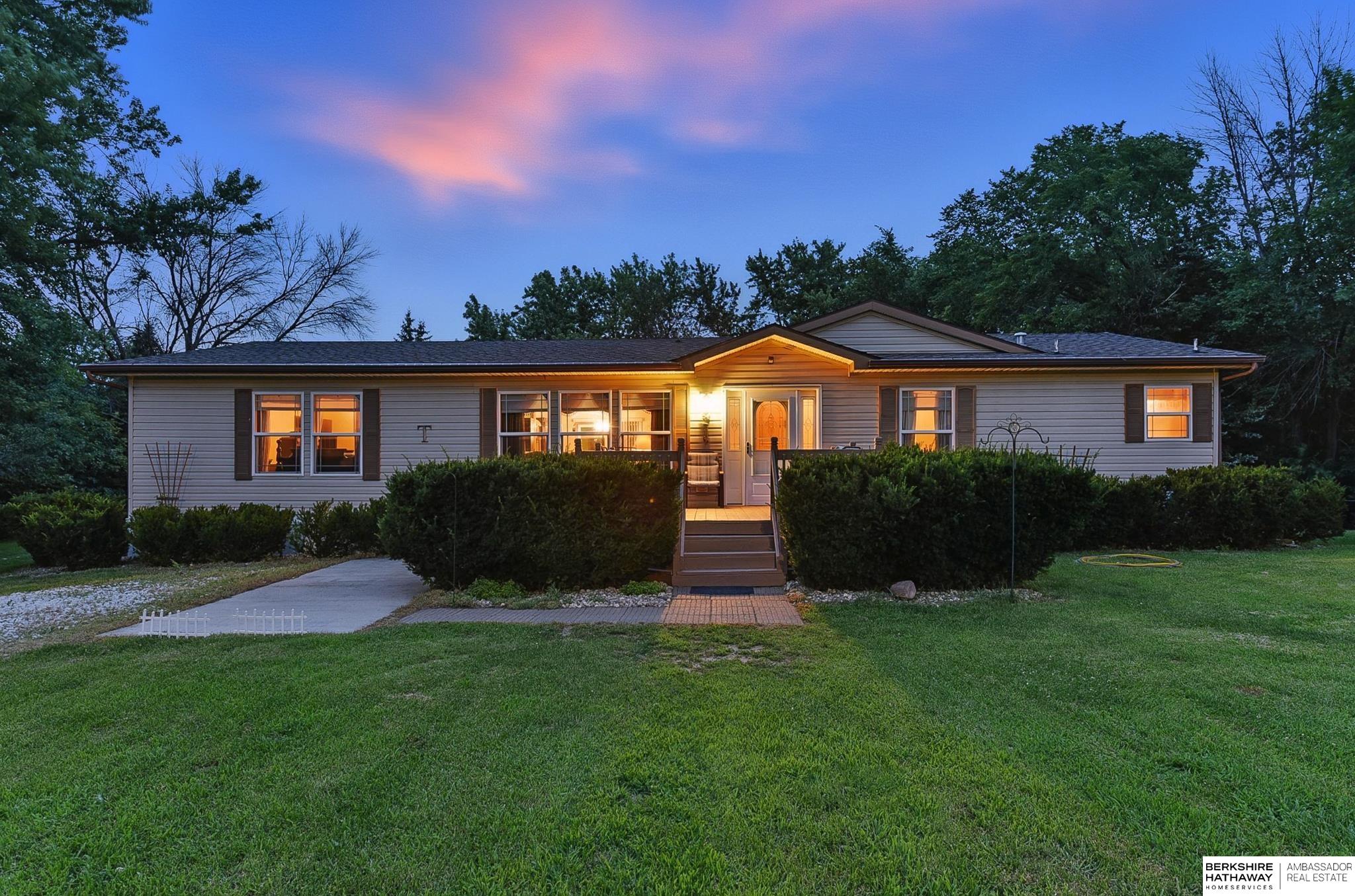 Missouri Valley, Iowa 51555, United States, 3 Bedrooms Bedrooms, ,2 BathroomsBathrooms,Residential,Active,173603