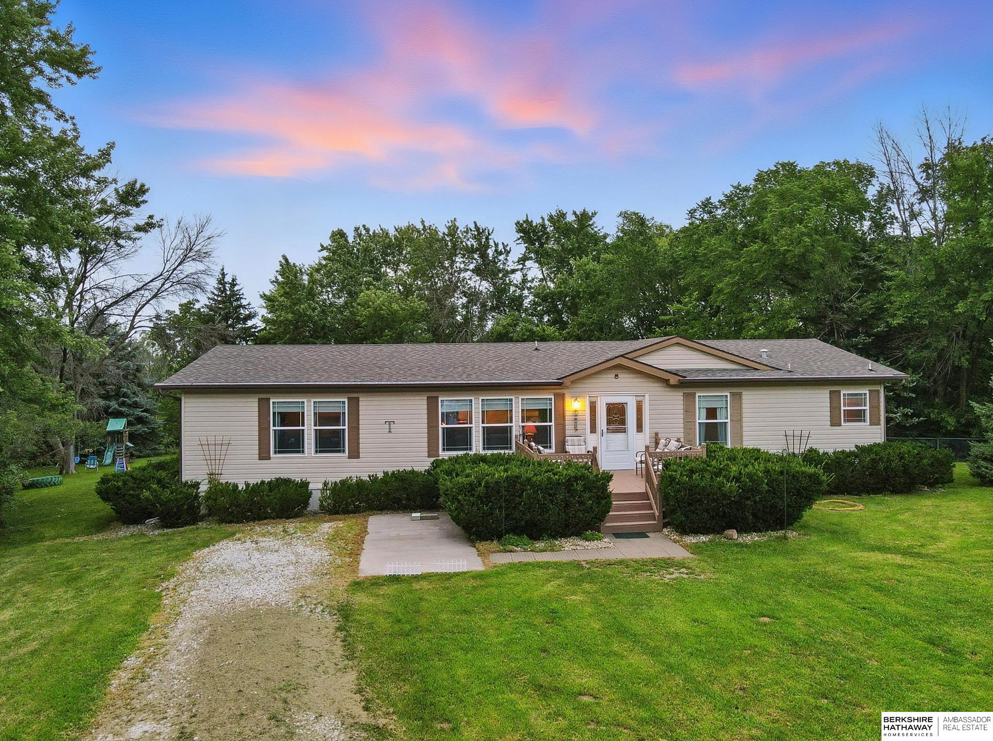 Missouri Valley, Iowa 51555, United States, 3 Bedrooms Bedrooms, ,2 BathroomsBathrooms,Residential,Active,173603