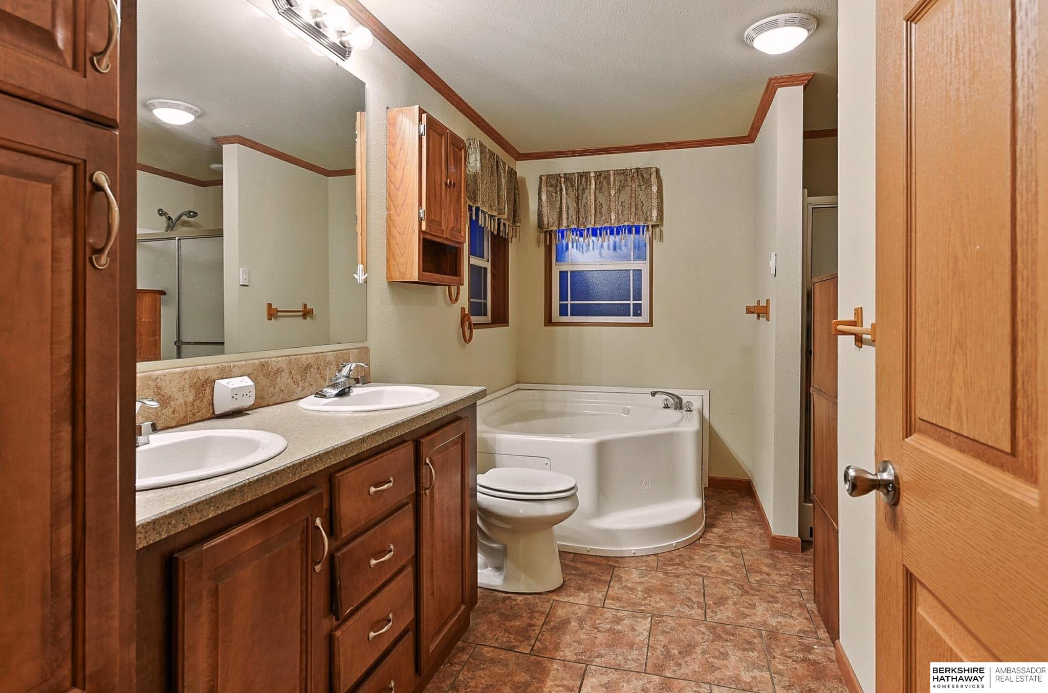 Missouri Valley, Iowa 51555, United States, 3 Bedrooms Bedrooms, ,2 BathroomsBathrooms,Residential,Active,173603