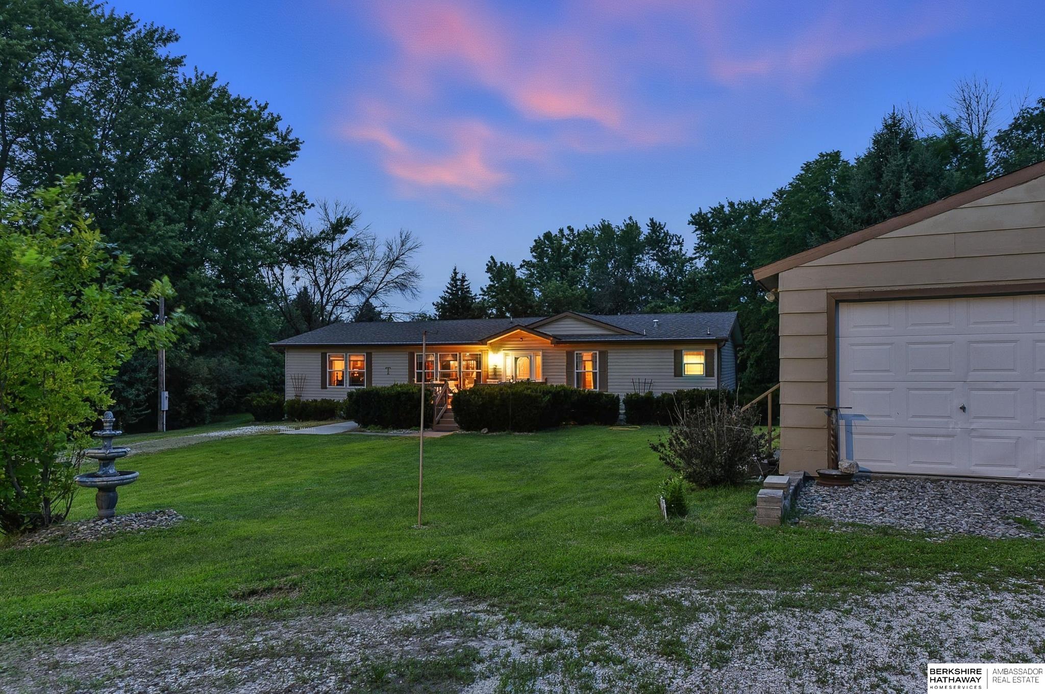 Missouri Valley, Iowa 51555, United States, 3 Bedrooms Bedrooms, ,2 BathroomsBathrooms,Residential,Active,173603