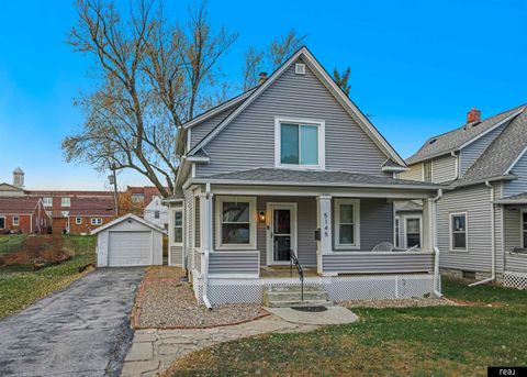 Photo of 5145 Emmet Street, Omaha, NE 68104 (MLS # 22535312)