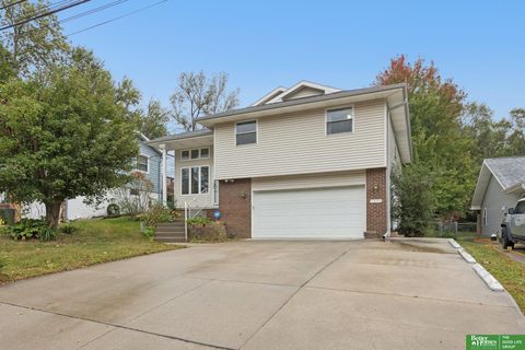 Photo of 1311 17th Avenue, Plattsmouth, NE 68048 (MLS # 22534790)