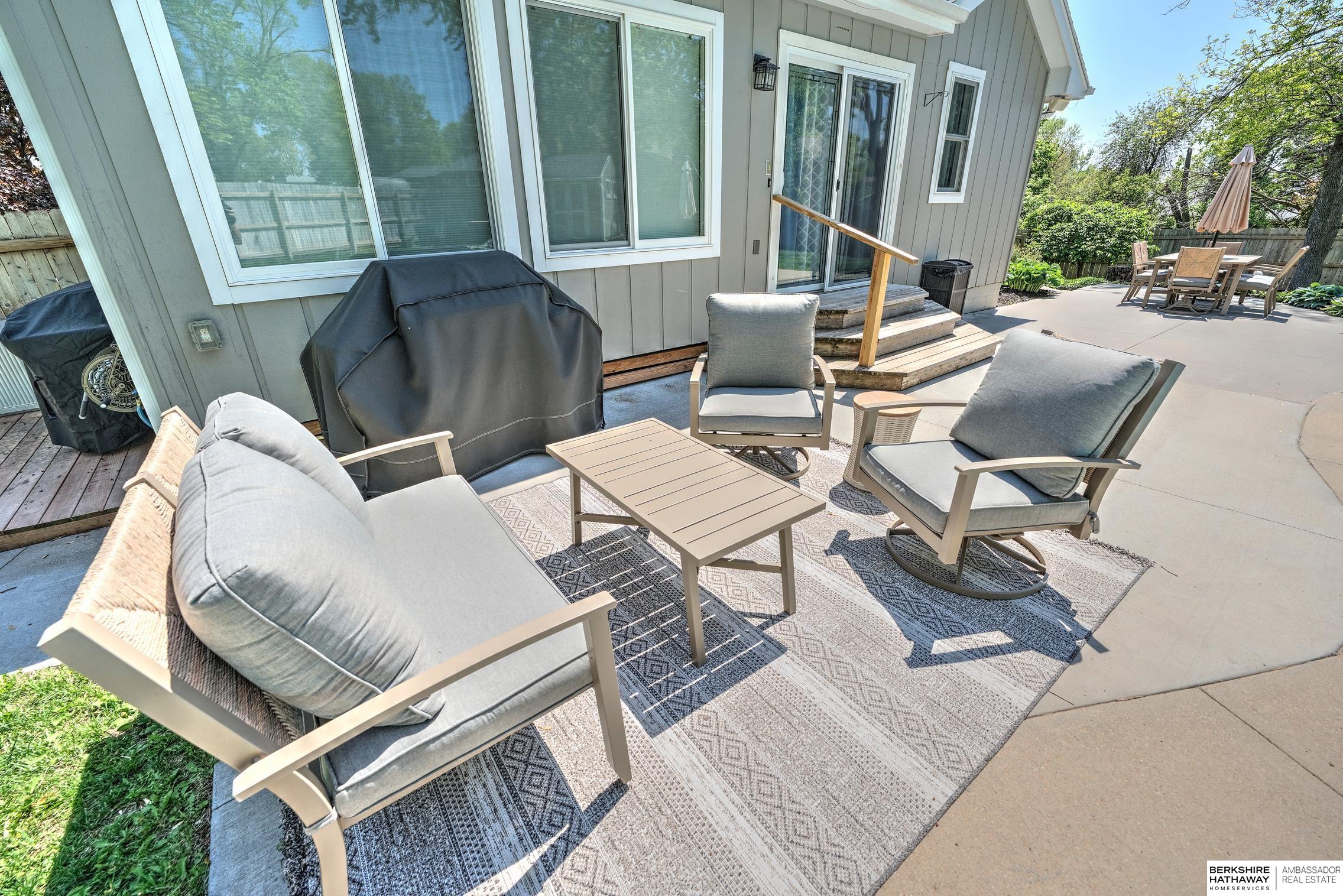 Omaha, Nebraska 68144, United States, 3 Bedrooms Bedrooms, ,2 BathroomsBathrooms,Residential,Pending,144879