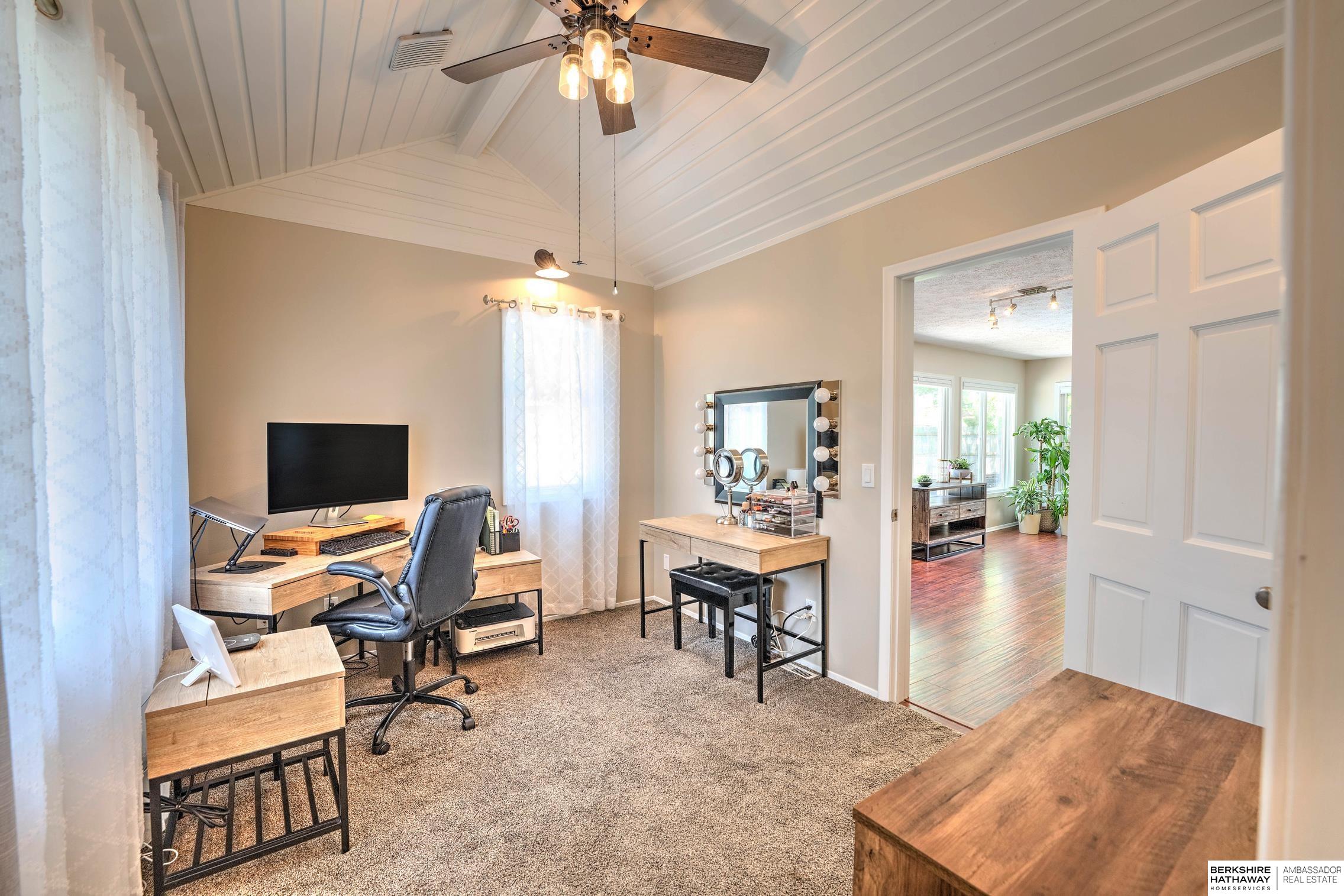 Omaha, Nebraska 68144, United States, 3 Bedrooms Bedrooms, ,2 BathroomsBathrooms,Residential,Pending,144879