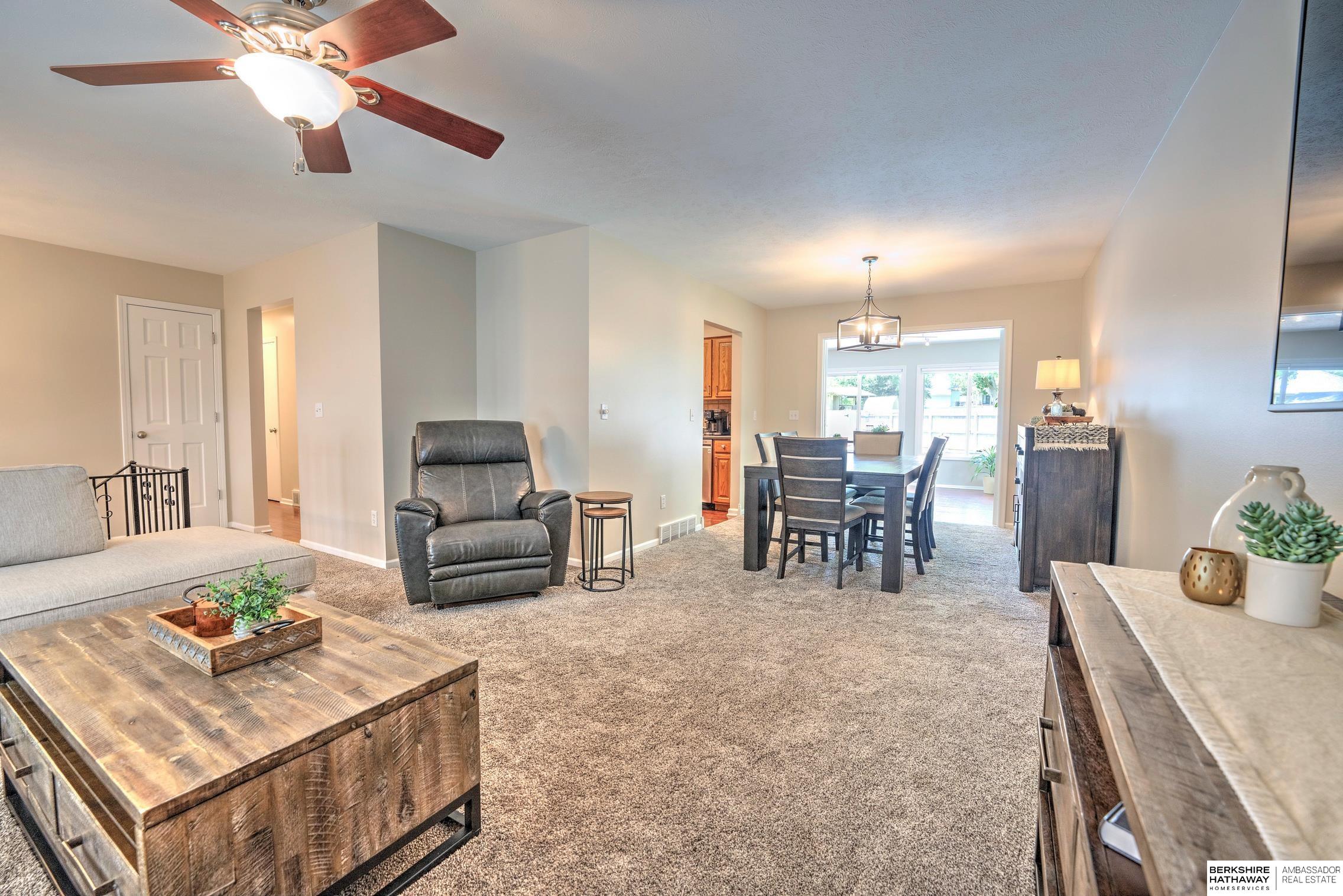 Omaha, Nebraska 68144, United States, 3 Bedrooms Bedrooms, ,2 BathroomsBathrooms,Residential,Pending,144879