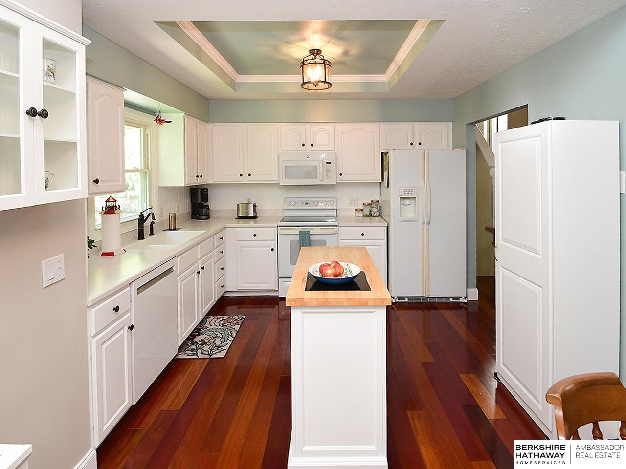 Omaha, Nebraska 68135, United States, 3 Bedrooms Bedrooms, ,3 BathroomsBathrooms,Residential,Active,217044