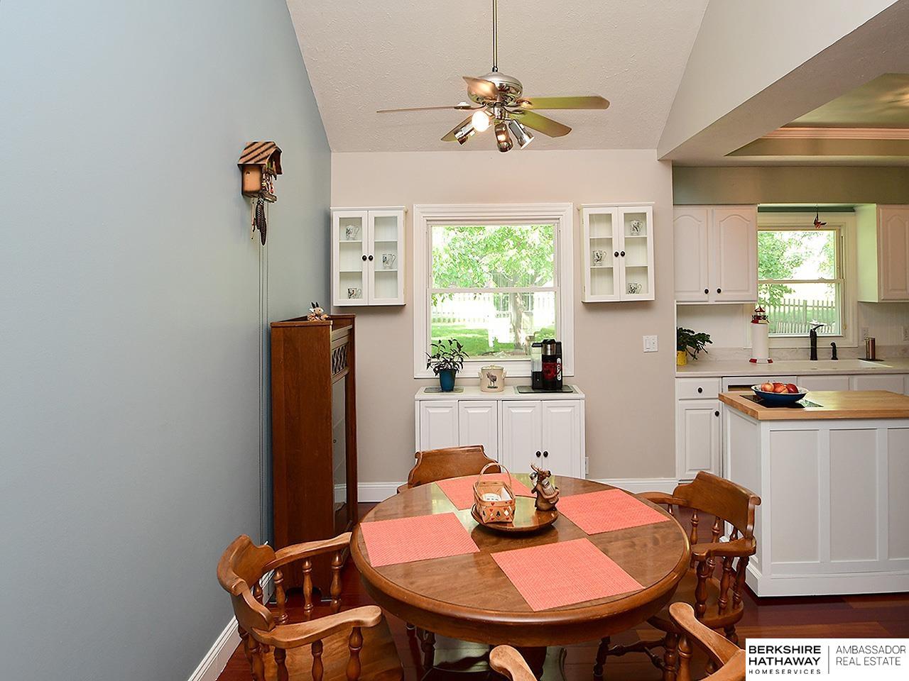 Omaha, Nebraska 68135, United States, 3 Bedrooms Bedrooms, ,3 BathroomsBathrooms,Residential,Active,217044