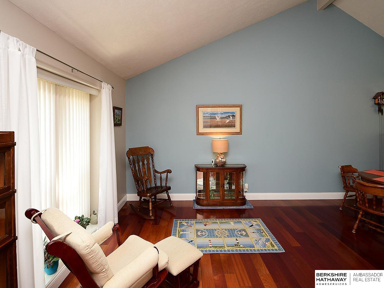 Omaha, Nebraska 68135, United States, 3 Bedrooms Bedrooms, ,3 BathroomsBathrooms,Residential,Active,217044