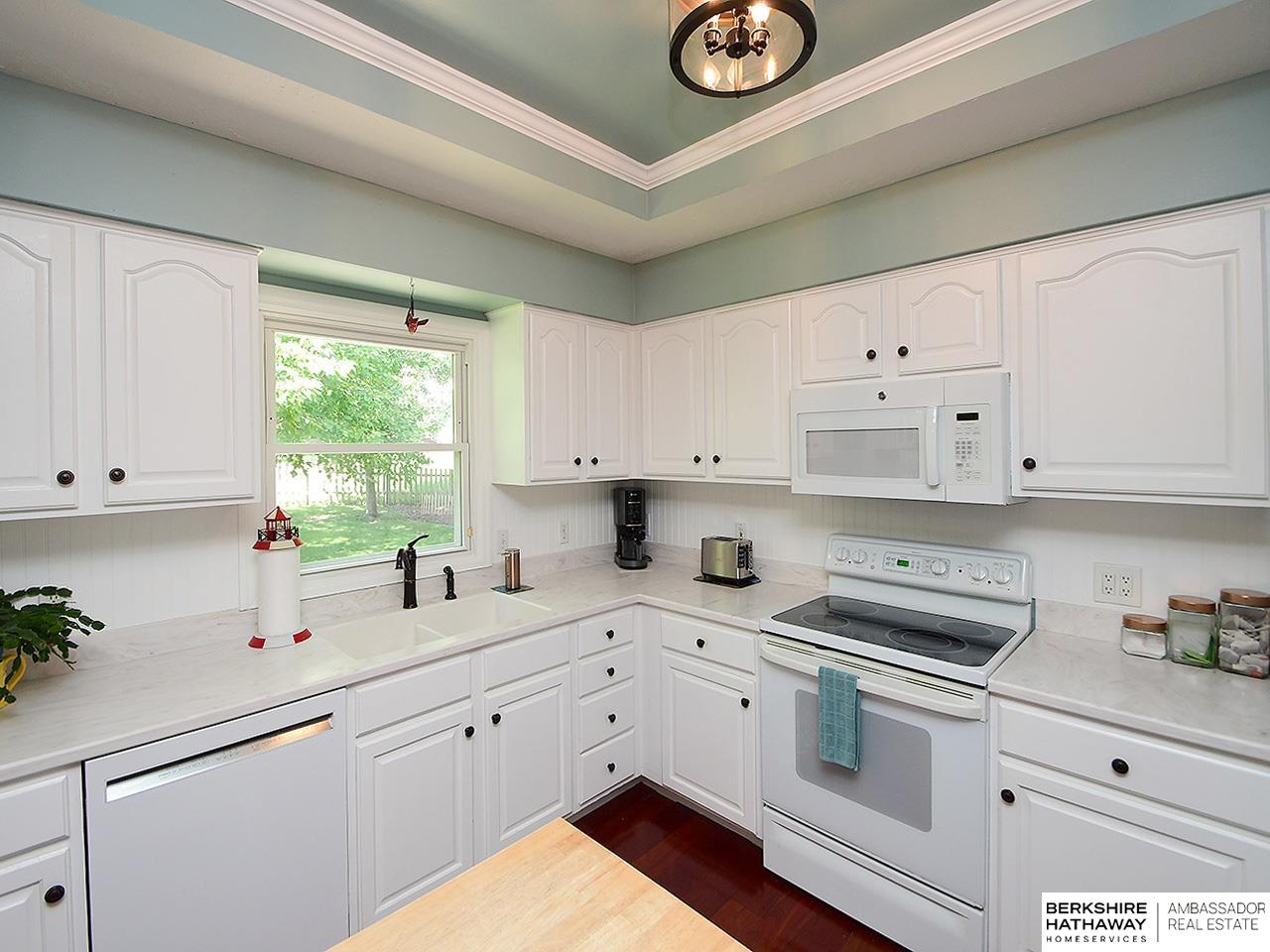 Omaha, Nebraska 68135, United States, 3 Bedrooms Bedrooms, ,3 BathroomsBathrooms,Residential,Active,217044