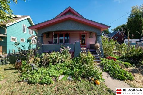 Photo of 3083 S 32nd Street, Omaha, NE 68105 (MLS # 22531052)