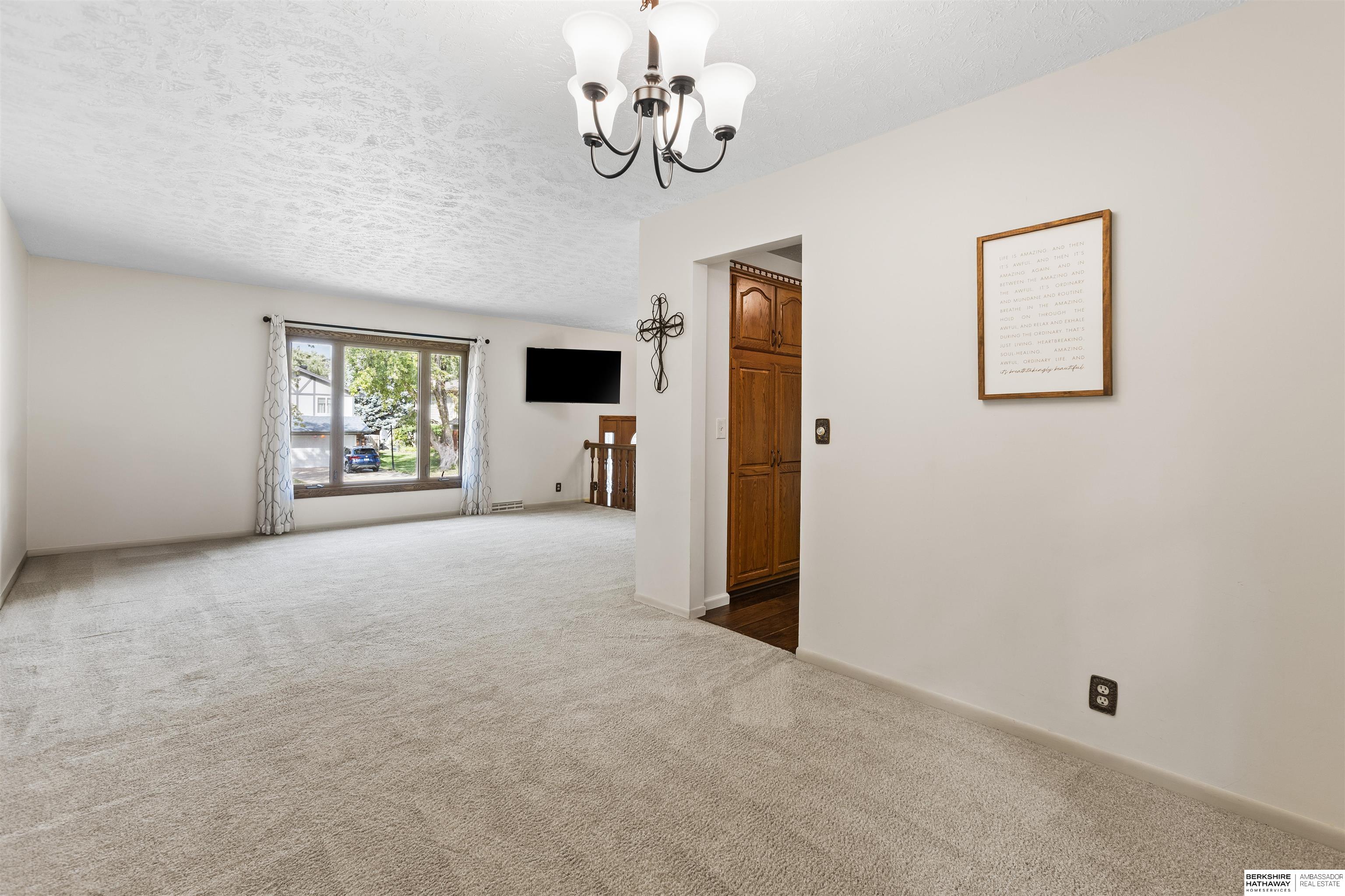 Papillion, Nebraska 68046, United States, 3 Bedrooms Bedrooms, ,2 BathroomsBathrooms,Residential,Active,227545