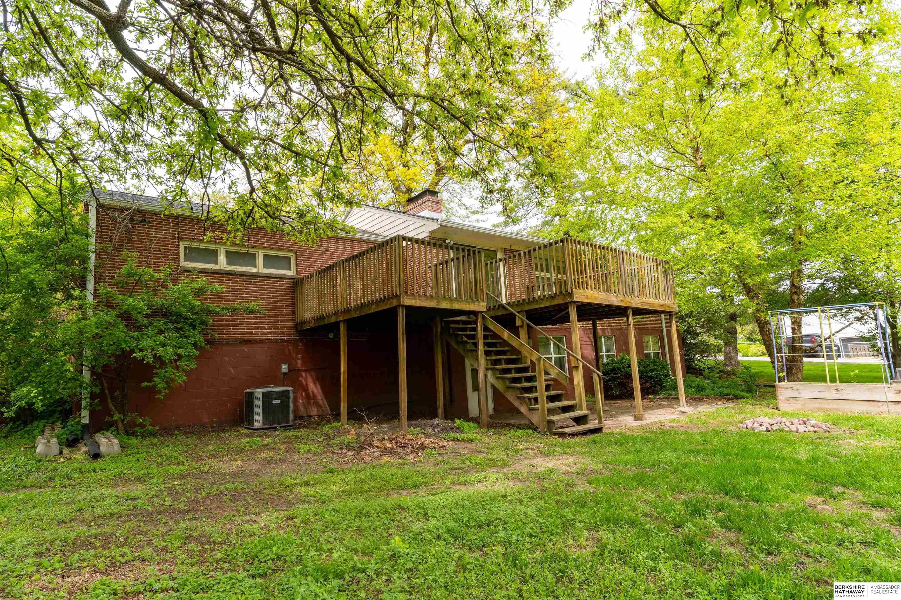 Omaha, Nebraska 68114, United States, 3 Bedrooms Bedrooms, ,2 BathroomsBathrooms,Residential,Pending,124711