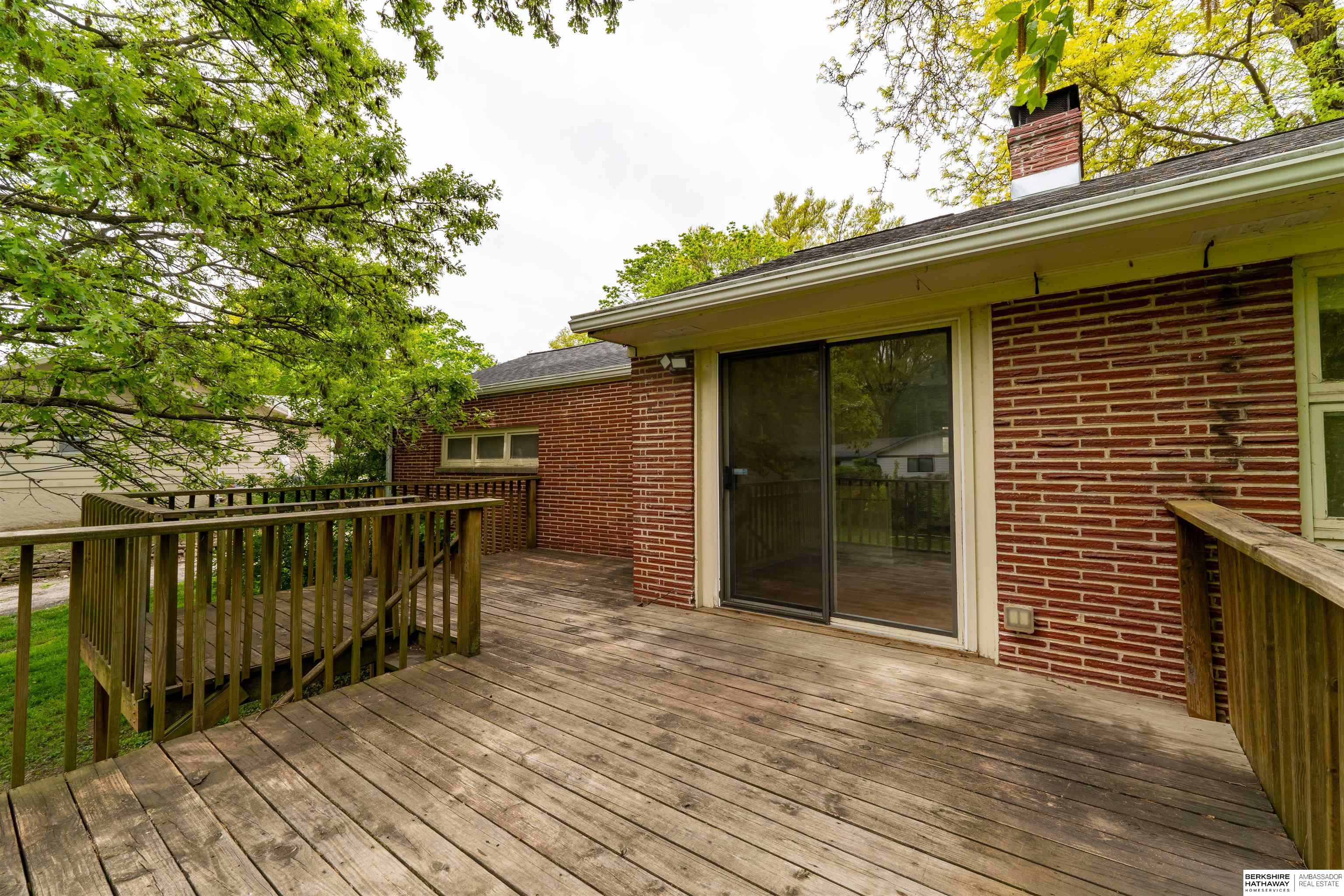 Omaha, Nebraska 68114, United States, 3 Bedrooms Bedrooms, ,2 BathroomsBathrooms,Residential,Pending,124711