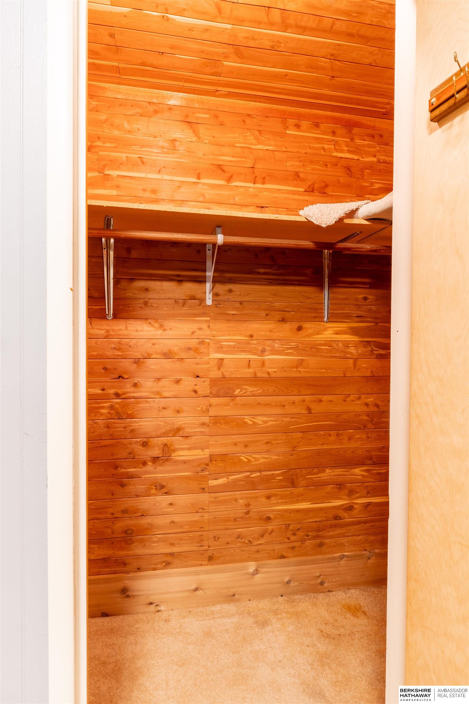 Omaha, Nebraska 68114, United States, 3 Bedrooms Bedrooms, ,2 BathroomsBathrooms,Residential,Pending,124711