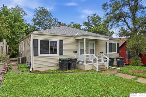 Photo of 4507-4509 Hamilton Street, Omaha, NE 68132 (MLS # 22618870)