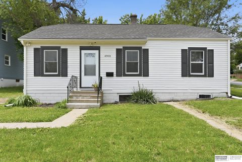 Photo of 4903 Bedford Avenue, Omaha, NE 68104 (MLS # 22614301)