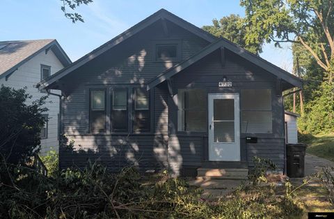 Photo of 4712 Fontenelle Boulevard, Omaha, NE 68111 (MLS # 22525931)