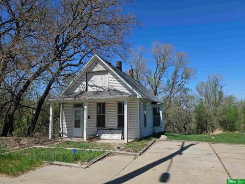 Photo of 210 Cedar Street, Omaha, NE 68108 (MLS # 22610530)