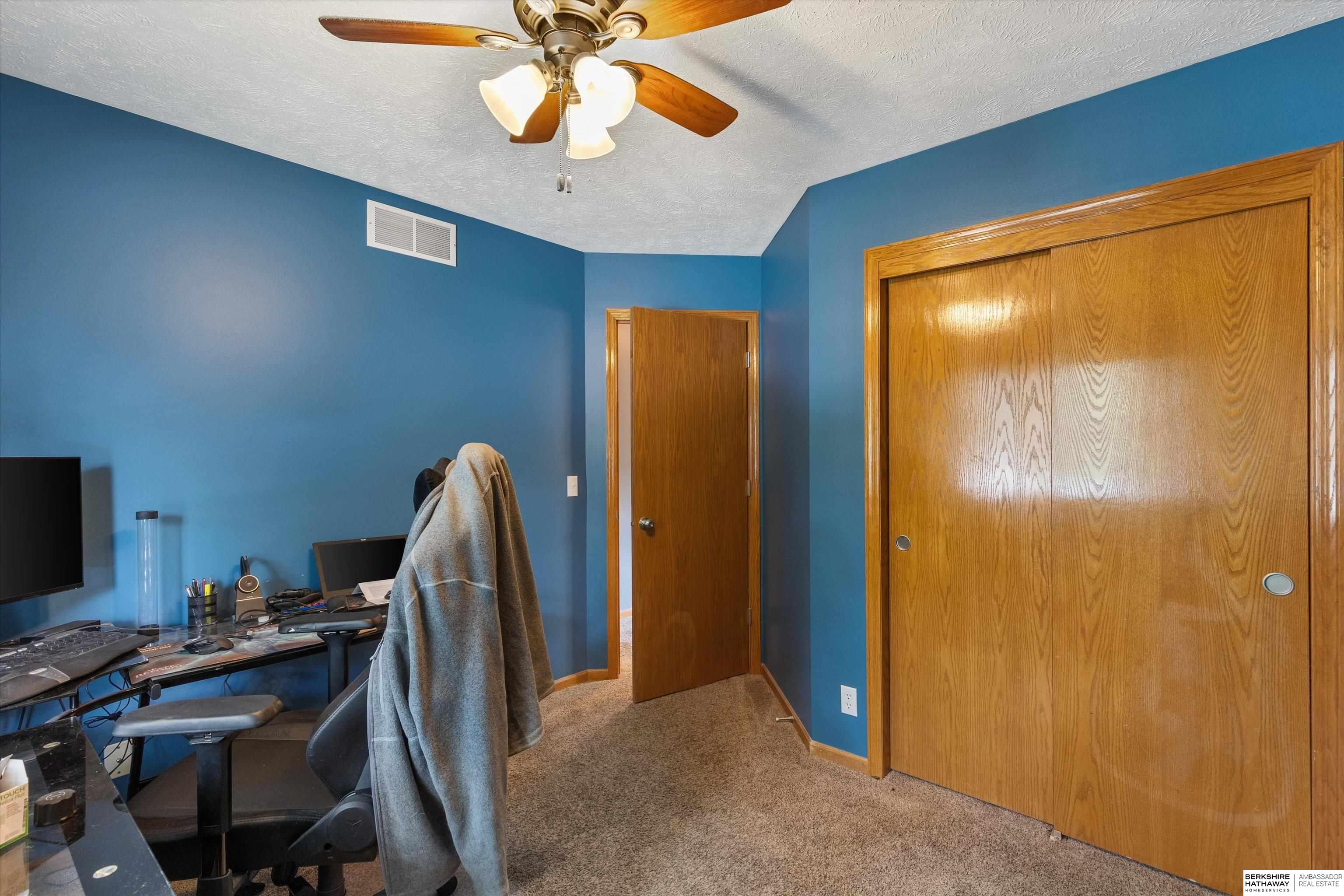 Omaha, Nebraska 68116, United States, 3 Bedrooms Bedrooms, ,3 BathroomsBathrooms,Residential,Pending,144686