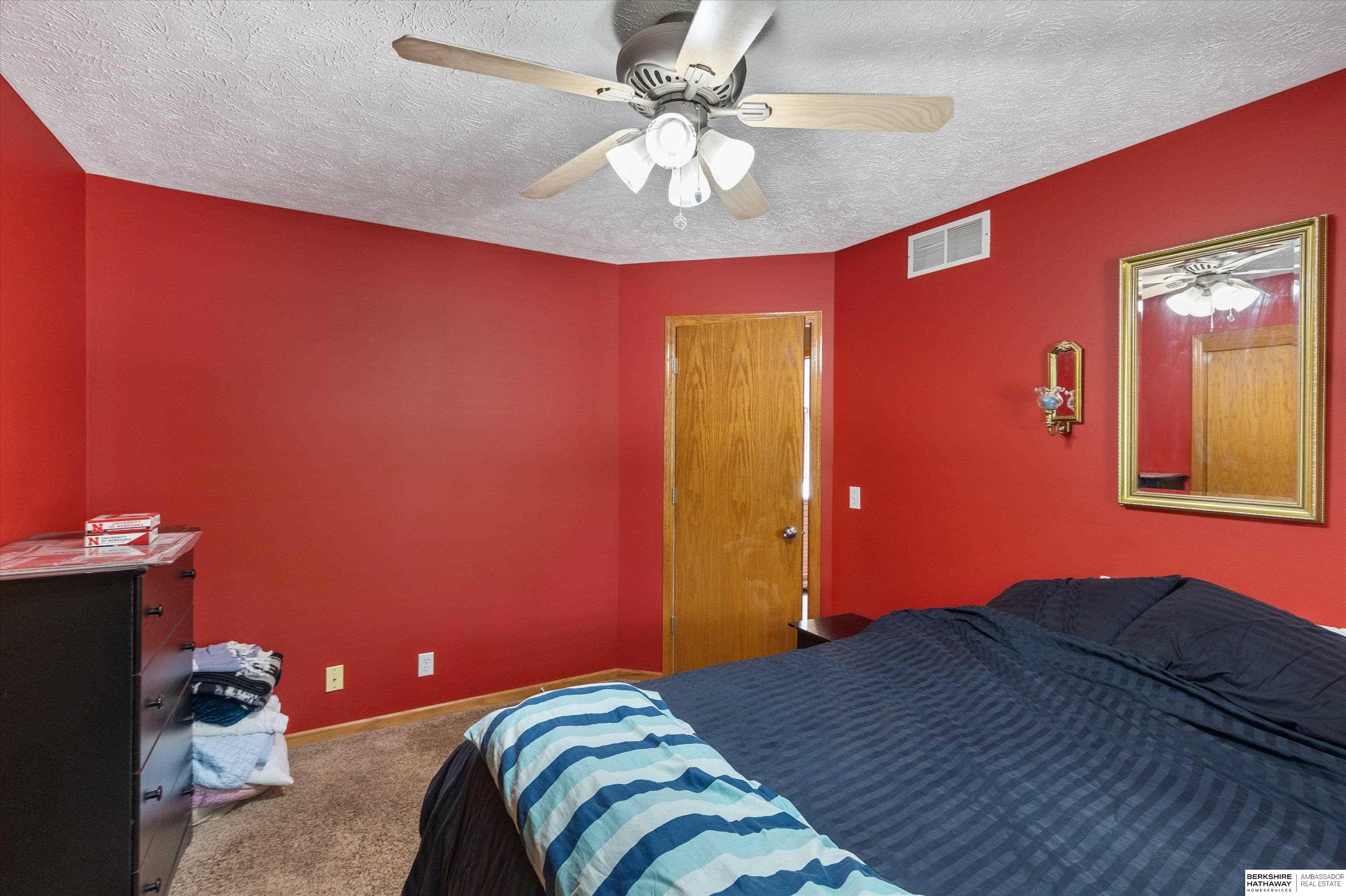 Omaha, Nebraska 68116, United States, 3 Bedrooms Bedrooms, ,3 BathroomsBathrooms,Residential,Pending,144686