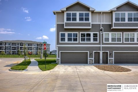 Photo of 20858 T Plaza, Elkhorn, NE 68022 (MLS # 22421397)