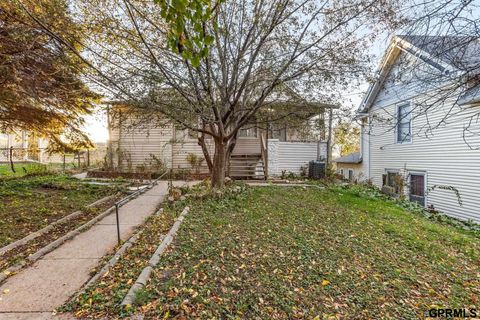 Photo of 1452 S 17th Street, Omaha, NE 68108 (MLS # 22532929)