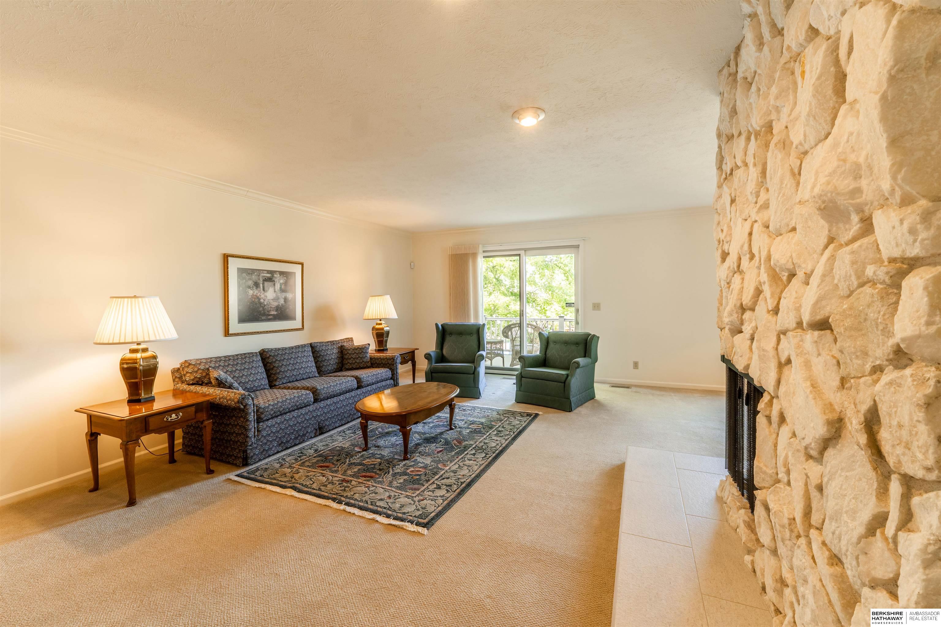 Omaha, Nebraska 68137, United States, 3 Bedrooms Bedrooms, ,4 BathroomsBathrooms,Residential,Active,204600