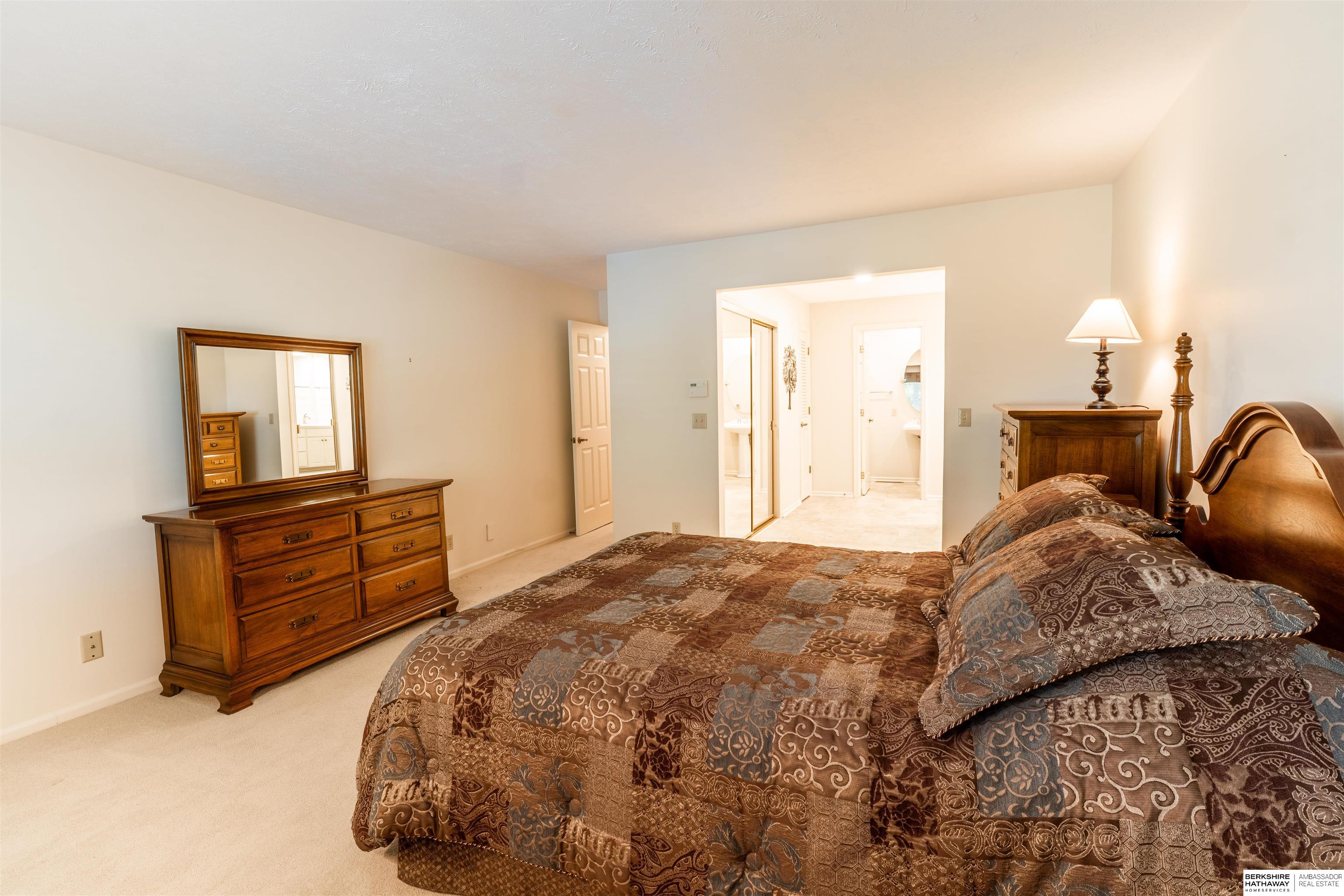 Omaha, Nebraska 68137, United States, 3 Bedrooms Bedrooms, ,4 BathroomsBathrooms,Residential,Active,204600