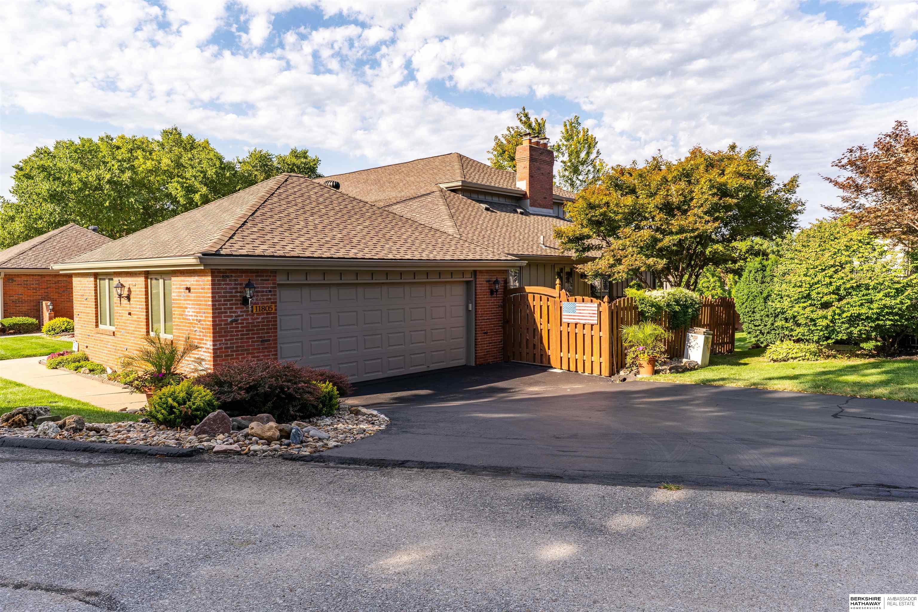 Omaha, Nebraska 68137, United States, 3 Bedrooms Bedrooms, ,4 BathroomsBathrooms,Residential,Active,204600