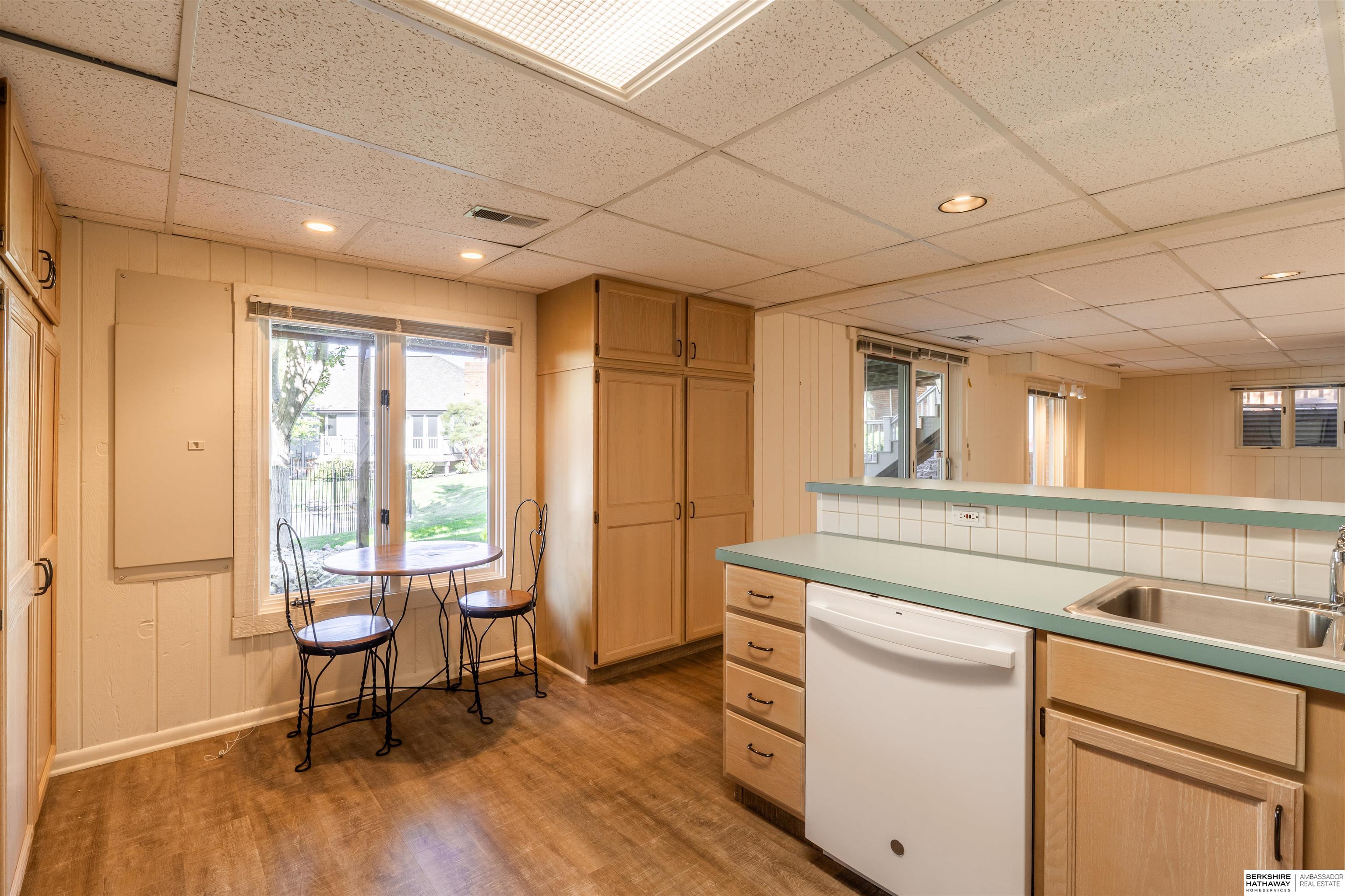 Omaha, Nebraska 68137, United States, 3 Bedrooms Bedrooms, ,4 BathroomsBathrooms,Residential,Active,204600