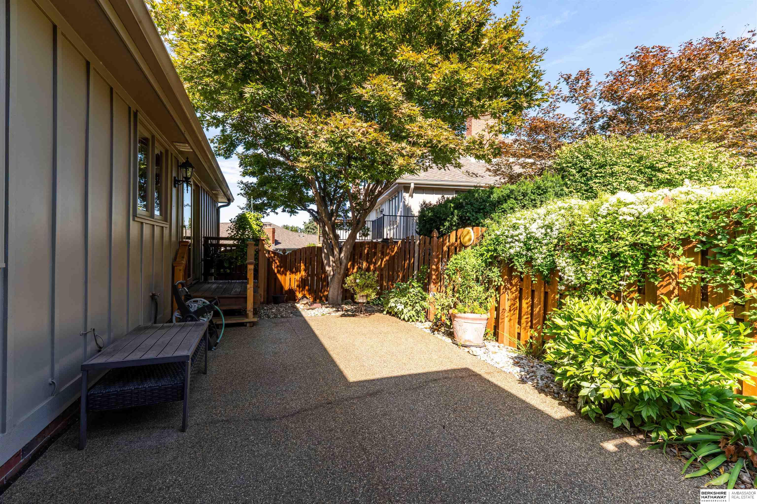 Omaha, Nebraska 68137, United States, 3 Bedrooms Bedrooms, ,4 BathroomsBathrooms,Residential,Active,204600