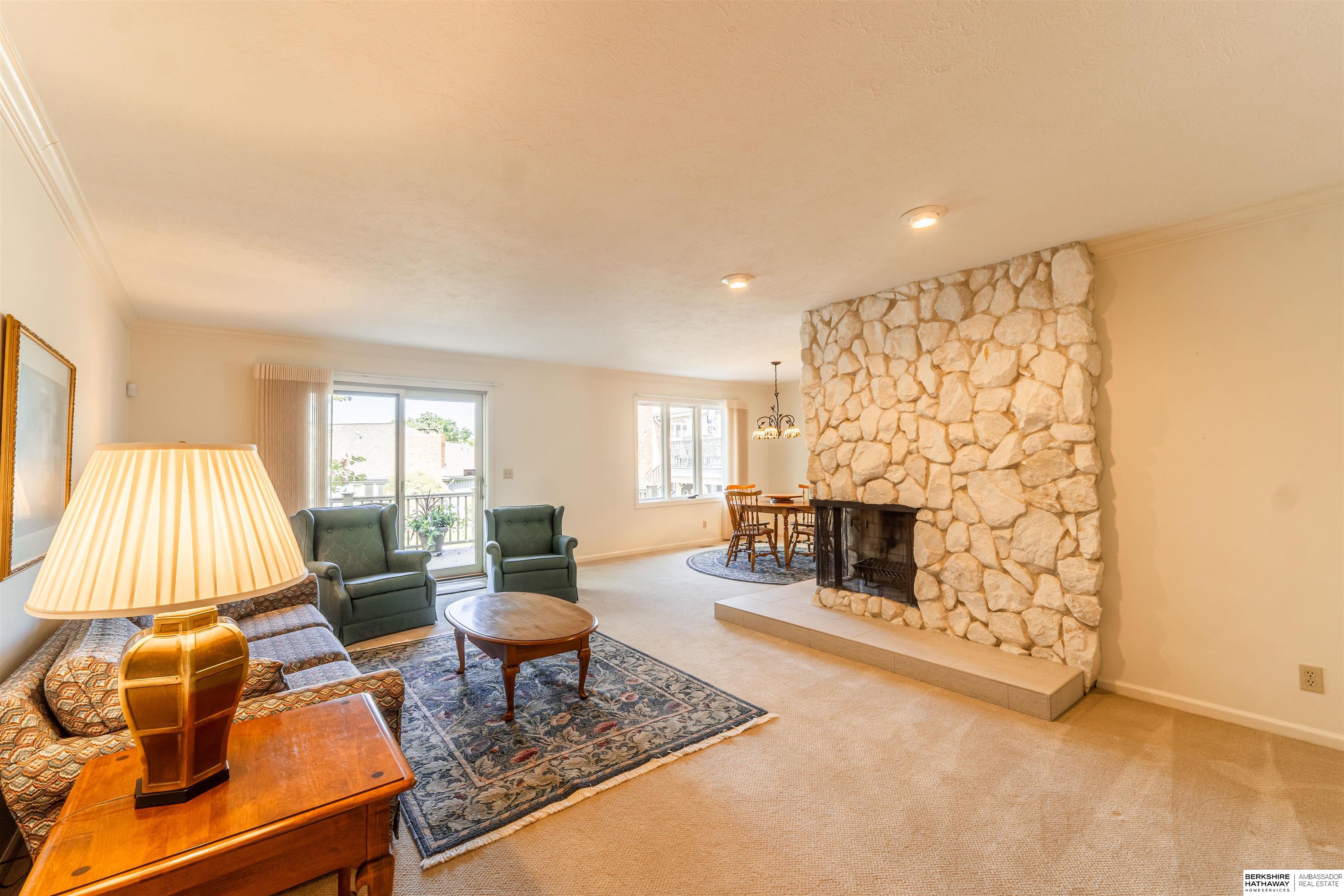 Omaha, Nebraska 68137, United States, 3 Bedrooms Bedrooms, ,4 BathroomsBathrooms,Residential,Active,204600