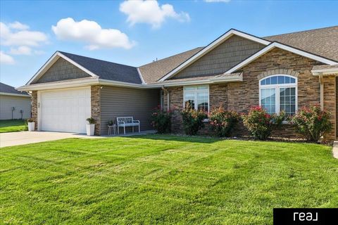 Photo of 5221 Carriage Road, Council Bluffs, IA 51501 (MLS # 22611200)