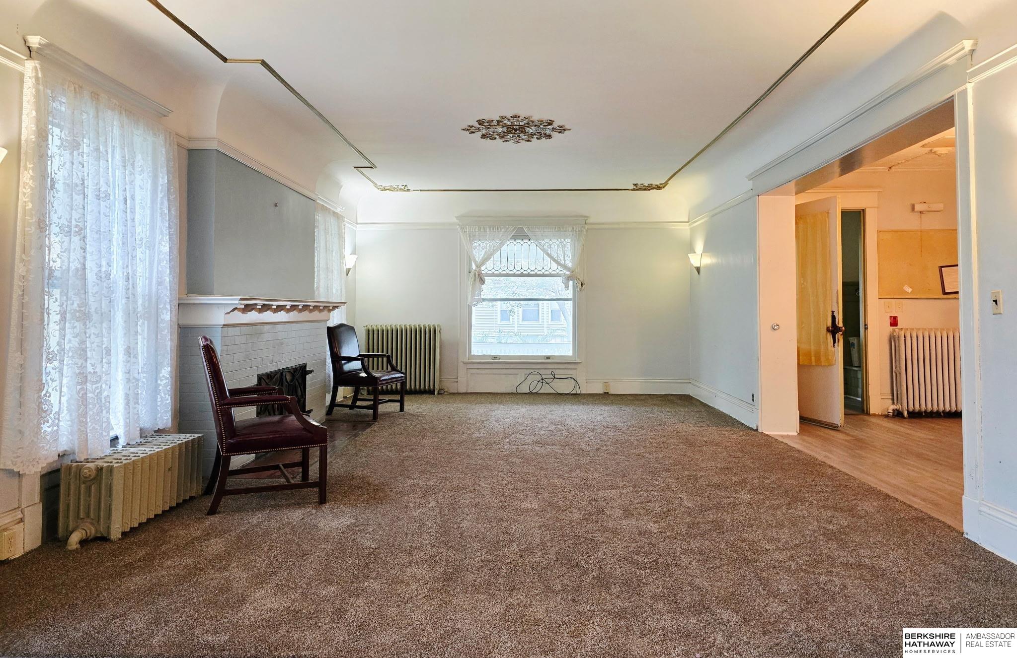 Lincoln, Nebraska 68502, United States, 8 Bedrooms Bedrooms, ,5 BathroomsBathrooms,Residential,Active,246793