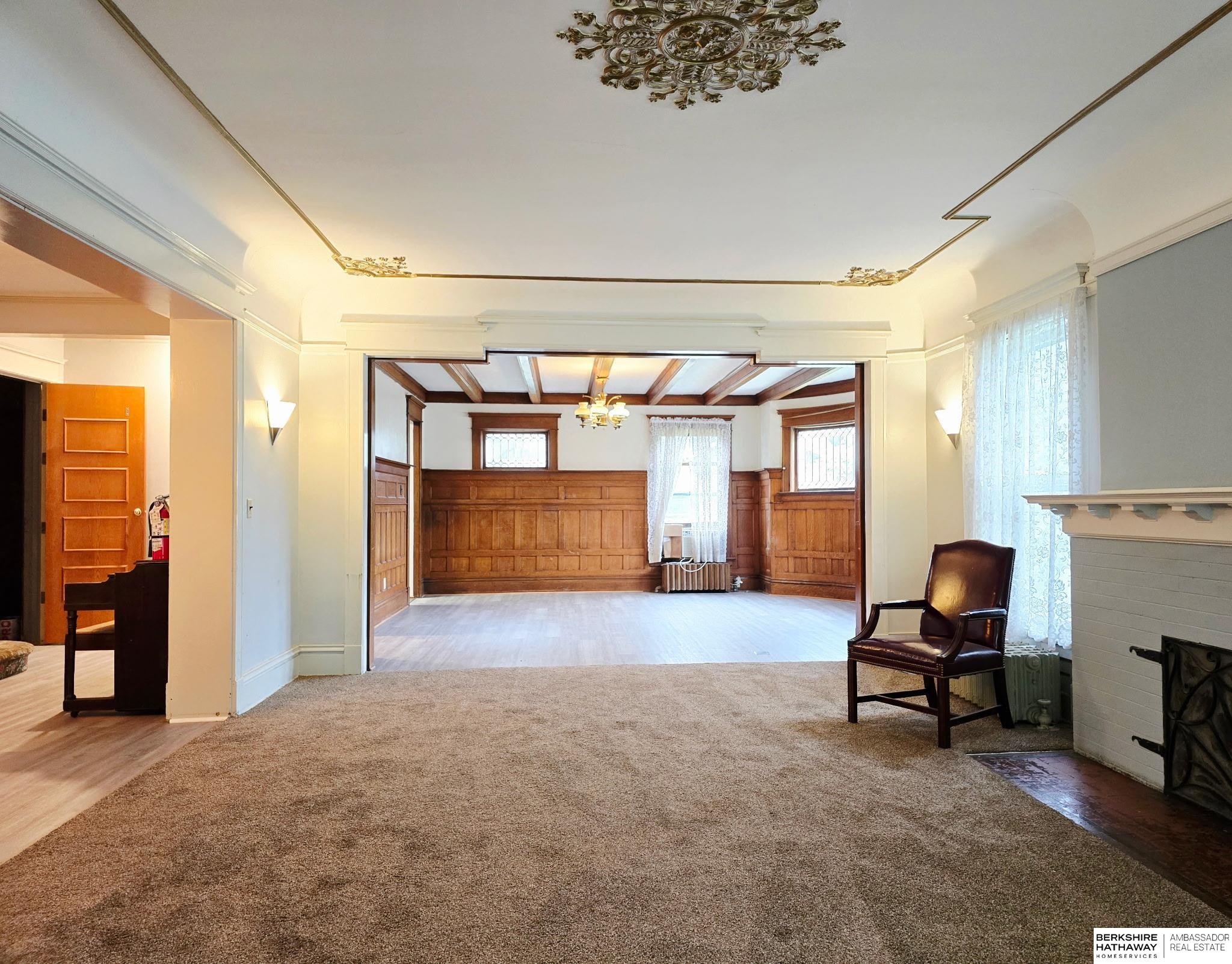 Lincoln, Nebraska 68502, United States, 8 Bedrooms Bedrooms, ,5 BathroomsBathrooms,Residential,Active,246793