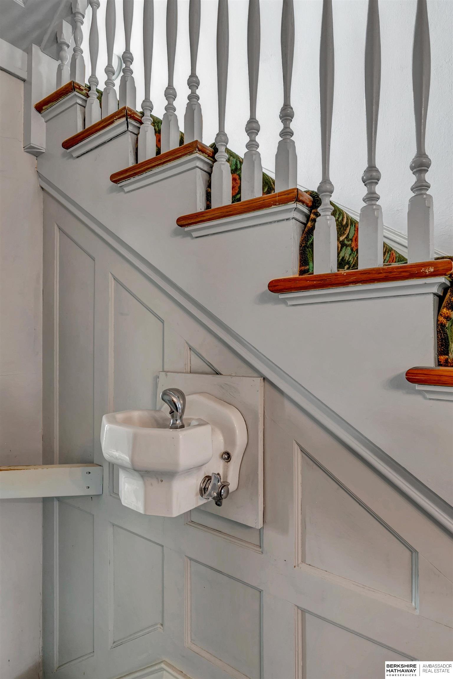 Lincoln, Nebraska 68502, United States, 8 Bedrooms Bedrooms, ,5 BathroomsBathrooms,Residential,Active,246793