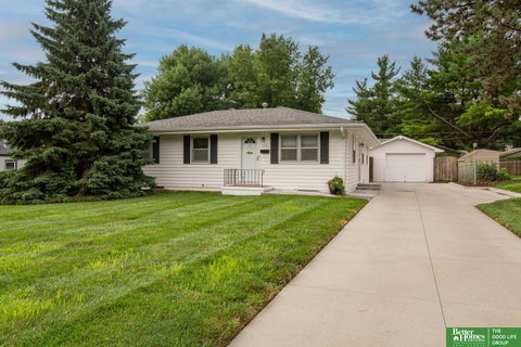 Photo of 7731 Western Avenue, Omaha, NE 68114 (MLS # 22619425)