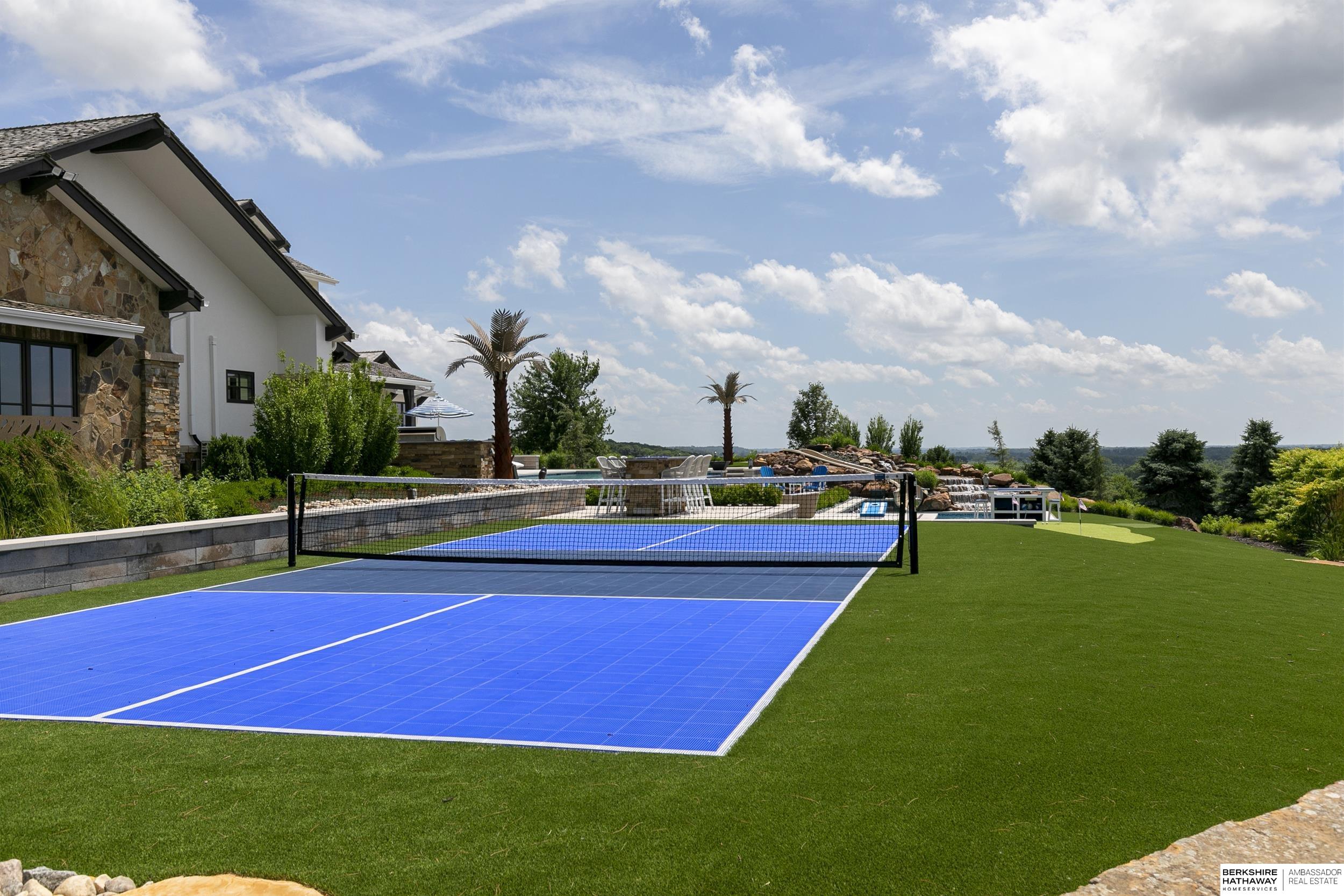 Valley, Nebraska 68064, United States, 5 Bedrooms Bedrooms, ,6 BathroomsBathrooms,Residential,Active,184289