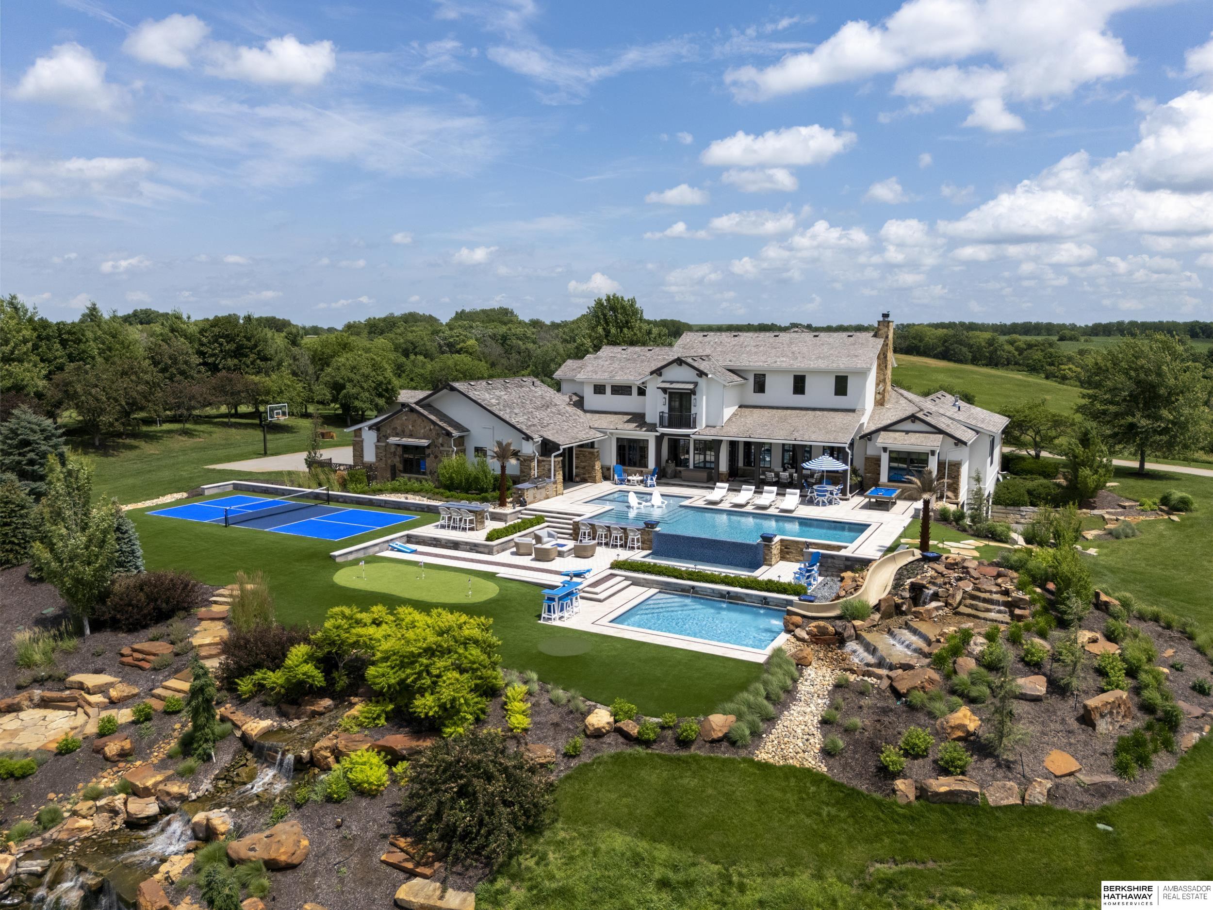 Valley, Nebraska 68064, United States, 5 Bedrooms Bedrooms, ,6 BathroomsBathrooms,Residential,Active,184289