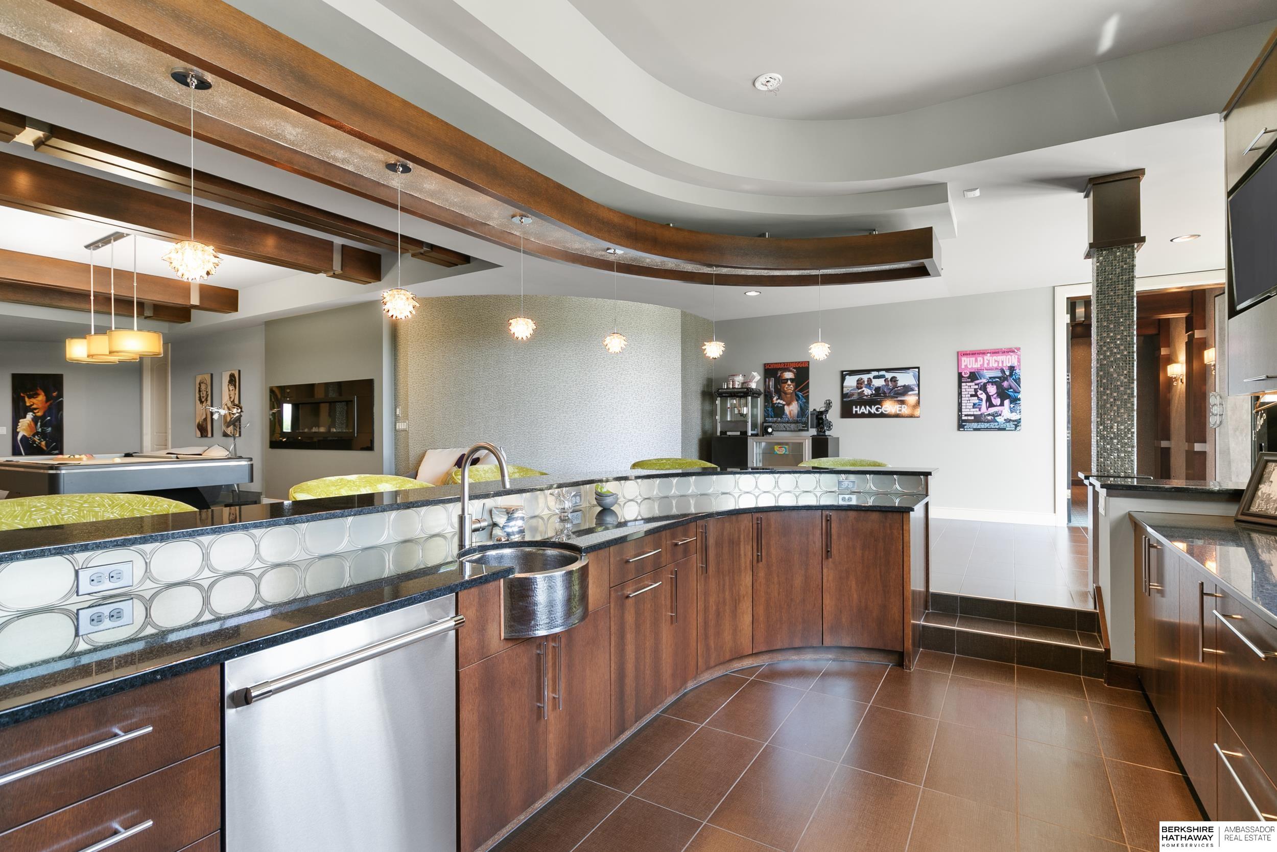 Valley, Nebraska 68064, United States, 5 Bedrooms Bedrooms, ,6 BathroomsBathrooms,Residential,Active,184289