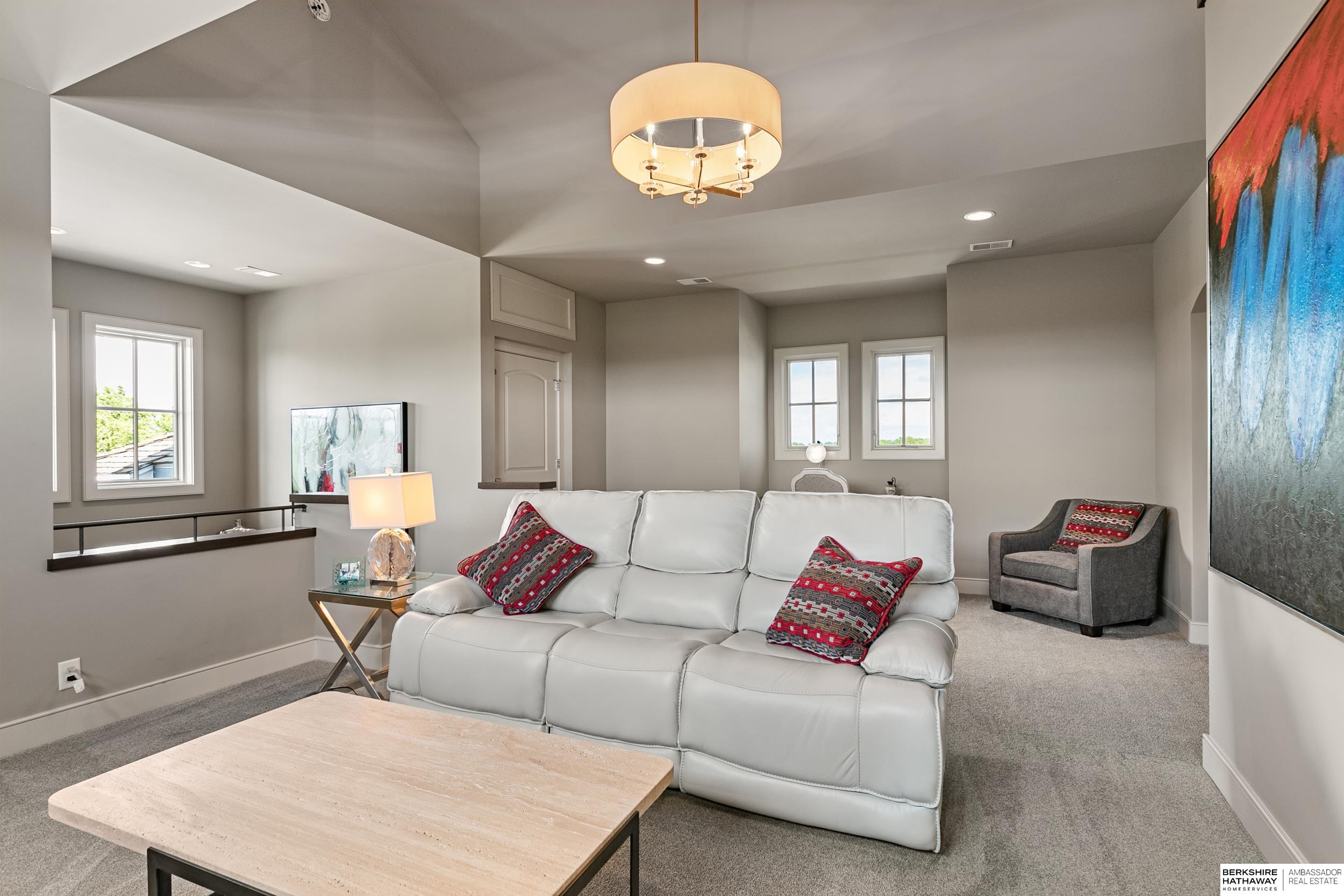 Valley, Nebraska 68064, United States, 5 Bedrooms Bedrooms, ,6 BathroomsBathrooms,Residential,Active,184289