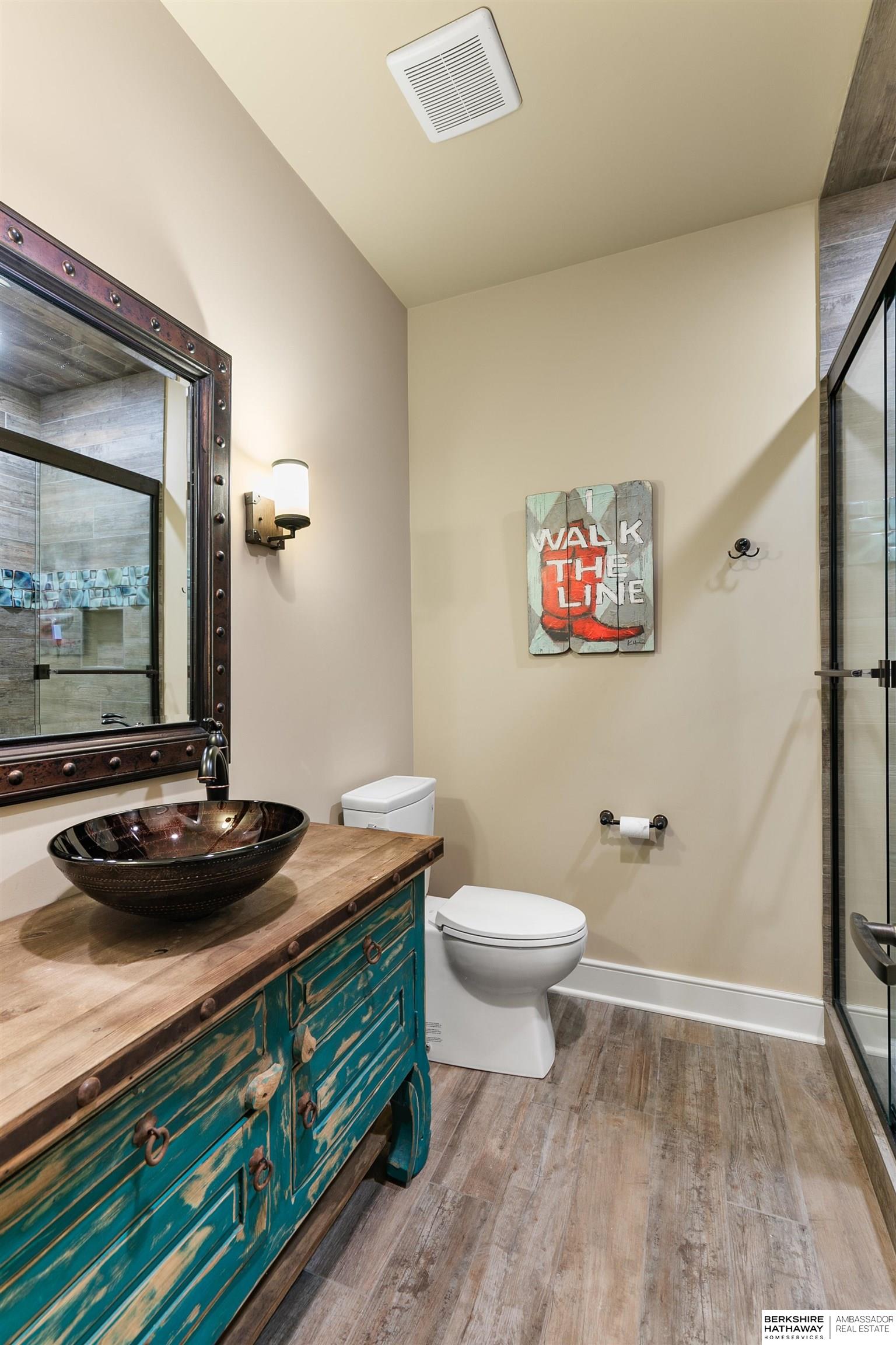 Valley, Nebraska 68064, United States, 5 Bedrooms Bedrooms, ,6 BathroomsBathrooms,Residential,Active,184289