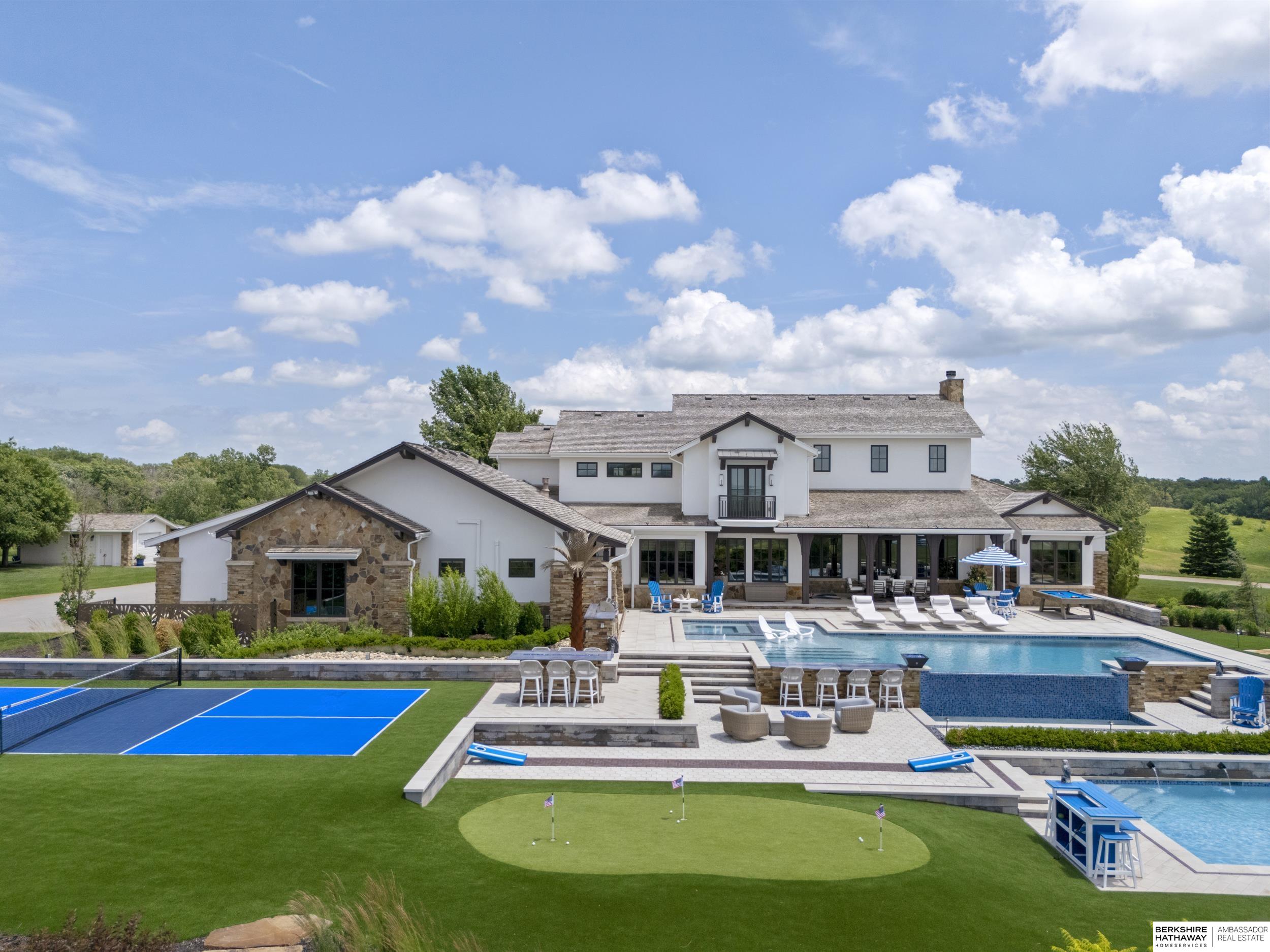 Valley, Nebraska 68064, United States, 5 Bedrooms Bedrooms, ,6 BathroomsBathrooms,Residential,Active,184289