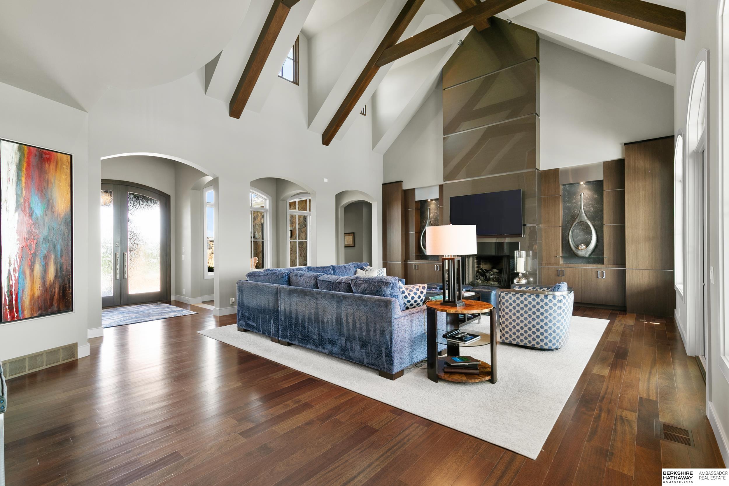 Valley, Nebraska 68064, United States, 5 Bedrooms Bedrooms, ,6 BathroomsBathrooms,Residential,Active,184289